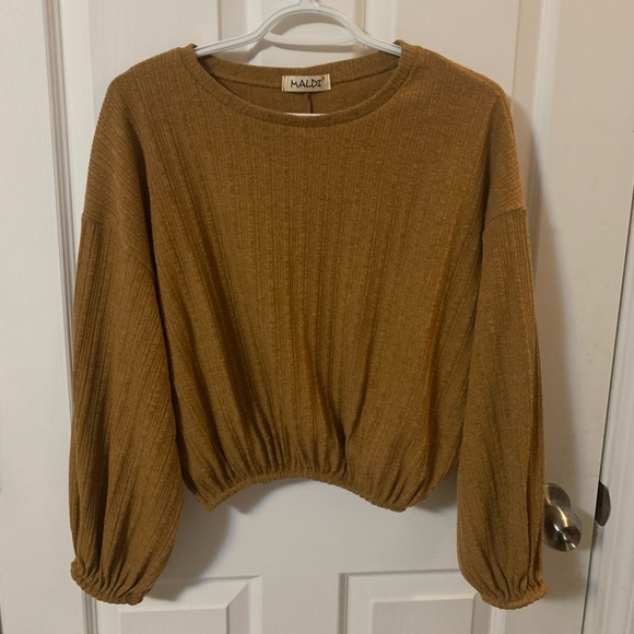 Cropped sweater from a e Peruvian brand - Picture 1 of 2